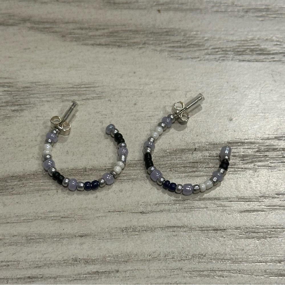 Set of 3 American Eagle Outfitters Hoop & Stud Earrings - Picture 11 of 11